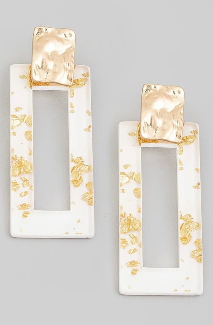 RECTANGLE WHITE AND GOLD EARRINGS